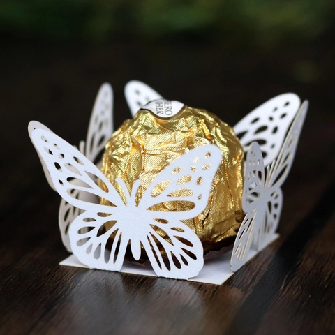 Elegant Laser Cut Butterfly Hollow Chocolate Decoration Wrappers For Wedding Birthday Party Favors Candy Gift Box Decor