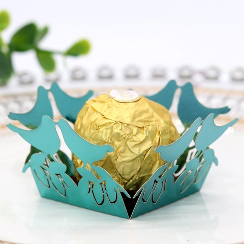 Laser Cut Hollow Bird Wedding Chocolate Wrapper Mirror Cardstock Candy Box Party Decoration Chocolate Decoration Lace