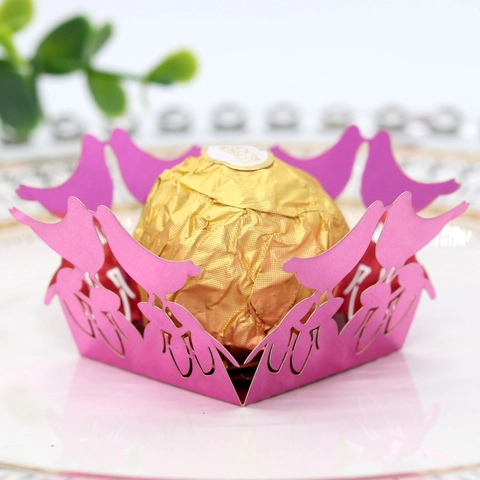 Laser Cut Hollow Bird Wedding Chocolate Wrapper Mirror Cardstock Candy Box Party Decoration Chocolate Decoration Lace
