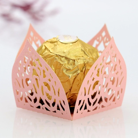 Involucri per Cioccolato Traforati Taglio Laser Carta Perlata Scatola di Caramelle Vassoio per Matrimonio Compleanno Festa Fidanzamento Decorazione