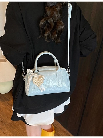 Sac Bandoulière Boston en Cuir PU Vintage pour Femmes Avec Pendentif Cœur en Perle Artificielle Nœud en Dentelle Sac à Main