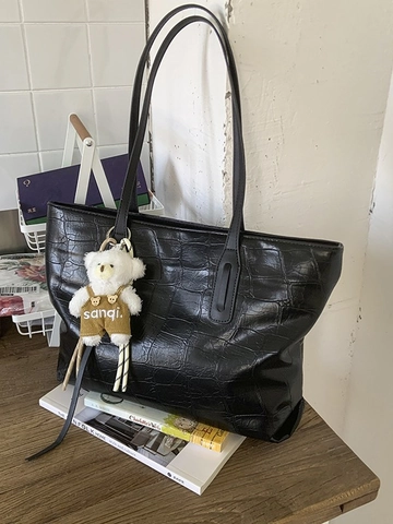 Women Fashion Large Capacity PU Leather Tote Bag Crocodile Pattern Shoulder Bag With Plush Bear Pendant Casual Handbag