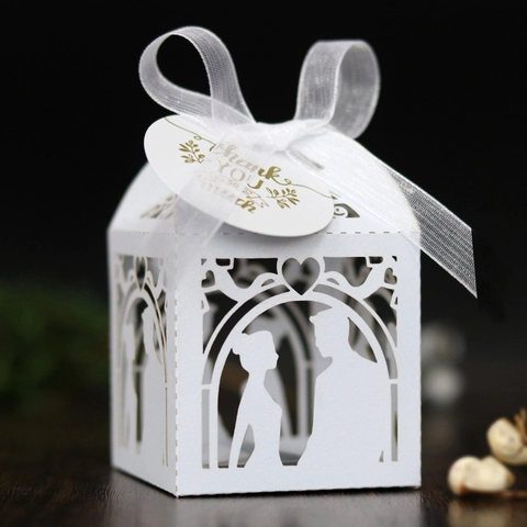 Laser Cut Wedding Favor Box Pearl Paper Hollow Candy Gift Box With Ribbon And Thank You Tag For Valentine Party Supplies