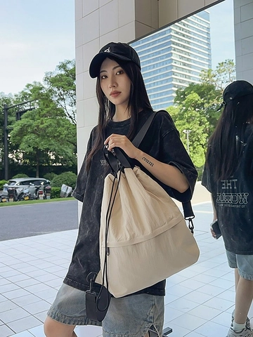 Large Capacity Nylon Drawstring Tote Bag For Women Multifunctional Backpack Shoulder Bag Solid Color Water Resistant Travel Daypack