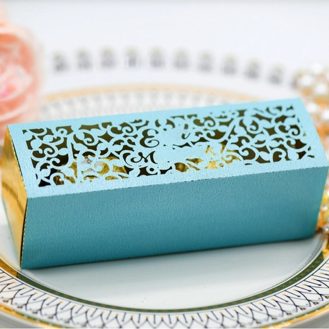 Laser Cut Hollow Wedding Candy Box Pearl Paper Gift Packaging Box For Party Favors Chocolate Treat Box Elegant Decoration