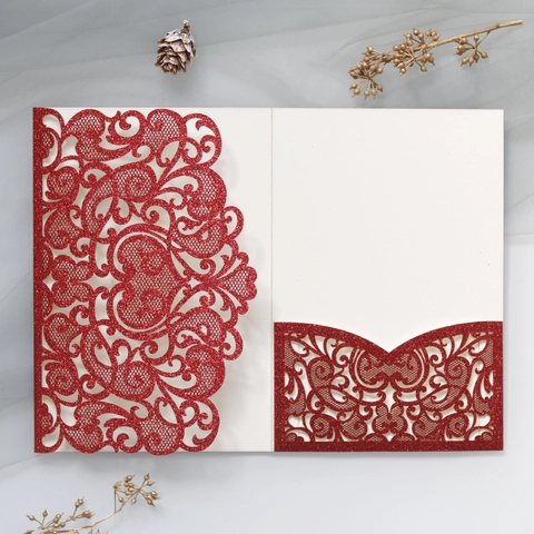Eleganti Inviti Matrimonio Intagliati a Laser Carta Speciale Glitter Pizzo Svuotato Carte di Invito Con Buste e Interni
