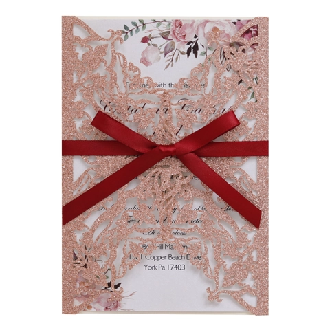 Cartes d'Invitation Pailletées Découpe Laser Motif Ajouré Européen Invitations de Mariage Avec Rubans et Pages Intérieures Articles de Fête