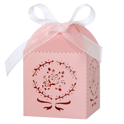 Laser Cut Rose Flower Hollow Candy Boxes With Ribbon Elegant Pearlescent Paper Gift Box For Wedding Party Valentine Day