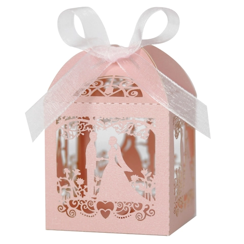 Eleganter Laserschnitt Perlmuttpapier Hochzeit Favor Box Braut Bräutigam Silhouette Hohl Herz Süßigkeiten Geschenkbox Mit Band Für Verlobung
