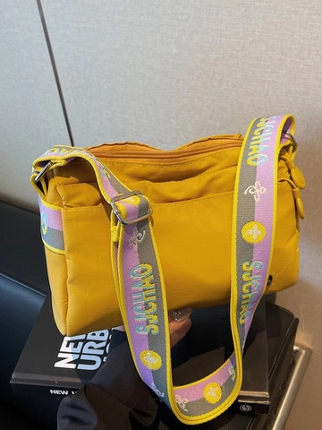 Borsa a Tracolla da Donna Leggera in Nylon Multistrato con Tracolla Larga in Jacquard Lettere Casual Minimalista Borsa da Viaggio