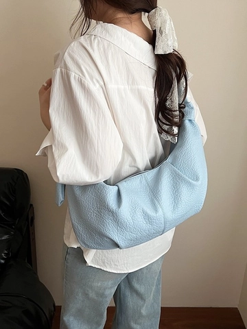 Women Fashion Pleated PU Leather Shoulder Bag Knotted Strap Large Capacity Hobo Bag Commuter Solid Color Crossbody Bag