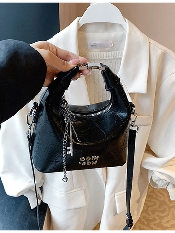 Sac à Main Mode pour Femmes Motif Crocodile en Cuir PU Sac Bandoulière Avec Pendentif en Métal Petit Sac Dumpling