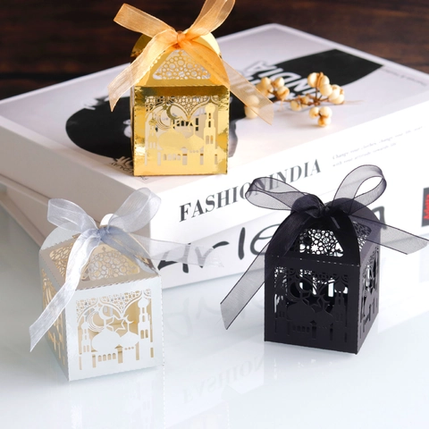 Boîtes à Bonbons Ramadan Eid Mubarak Découpées au Laser Palais Étoile Lune Étoile Creuse Boîtes Cadeaux Avec Ruban Pour Fête Islamique Mariage Décoration