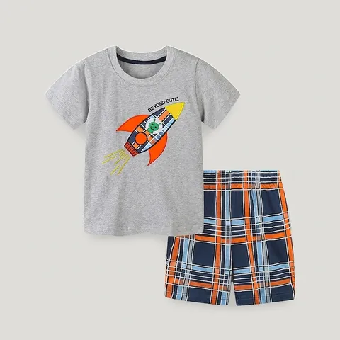 Tenue d'Été pour Garçons avec Applique de Fusée T-Shirt en Coton à Manches Courtes et Short à Carreaux
