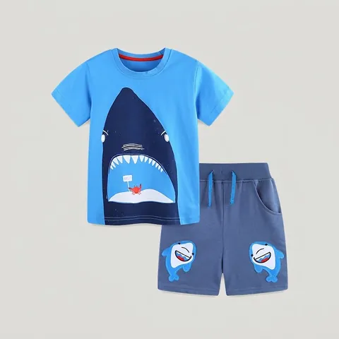 Set di Abbigliamento Estivo da Ragazzo in Cotone Maglietta a Maniche Corte con Stampa di Squalo e Pantaloncini Completo Due Pezzi