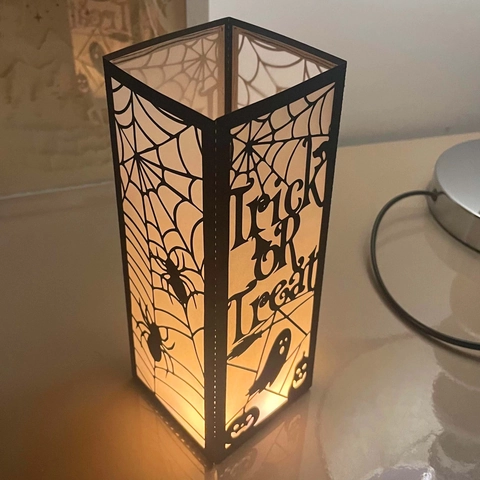 Abat-jours en Papier Cartonné Découpés au Laser Halloween Design Toile Araignée Château Fantôme Citrouille Décoration de Table