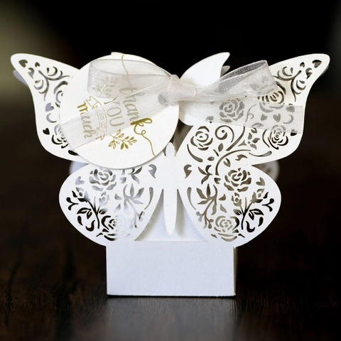 Laser Cut Butterfly Favor Box Pearlescent Paper Hollow Candy Box With Ribbon Thank You Tag For Wedding Party Decoration