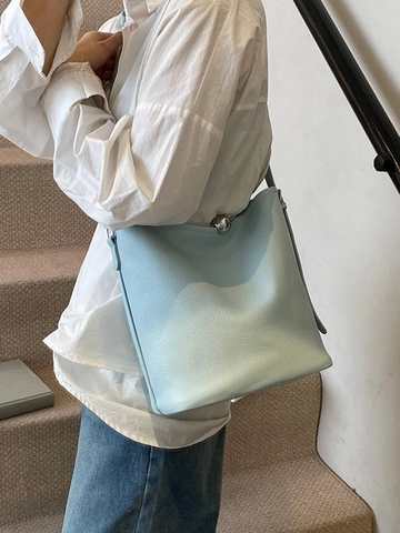 Large Capacity PU Leather Bucket Bag For Women Fashion Lychee Pattern Crossbody Shoulder Bag With Metal Ball Buckle New Trendy Bag