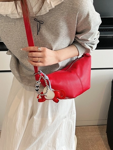 Women Retro Pleated Hobo Bag Lychee Pattern PU Leather Dumpling Crossbody Bag With Elephant Charm Fashion Shoulder Bag