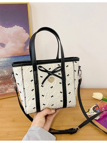 Women's Nylon Bucket Bag Sweet Puckered Texture Bowknot Print Crossbody Bag Heart Pendant Shoulder Bag Student Commuting Handbag