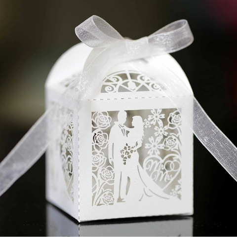 Scatole Bomboniere Matrimonio Taglio Laser Con Nastro Cuore Sposi Carta Regalo Per Fidanzamento San Valentino