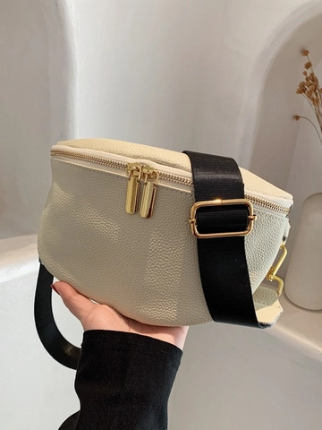 Fashion Lychee Pattern PU Leather Chest Bag For Women Half Moon Waist Bag With Gold Zipper Wide Shoulder Strap Crossbody Bag