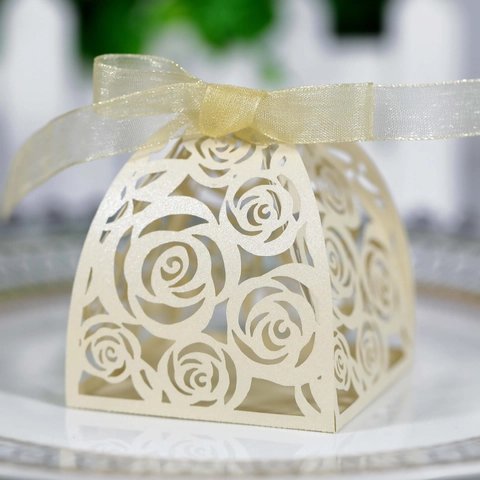 Laser Cut Rose Flower Candy Box Pearl Paper Hollow Out Gift Box With Ribbon For Wedding Party Valentine Day Favor Treat Box