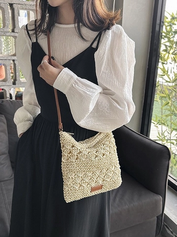 Small Fresh Sweet Woven Shoulder Bag For Women Bohemian Hollow Crochet Crossbody Bag Summer Beach Travel Fashion Tote Bag