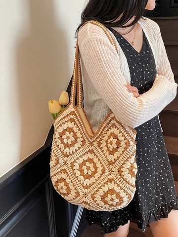 Böhmische Häkel-Strick-Tote-Tasche für Damen mit floralem Granny-Square-Design. Handgewebte Umhängetasche mit großer Kapazität für den Alltag.