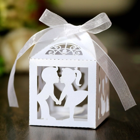 Valentine's Day Laser Cut Hollow Couple Boy Girl Candy Box Pearlescent Paper Wedding Favor Gift Box With Ribbon Party Decor