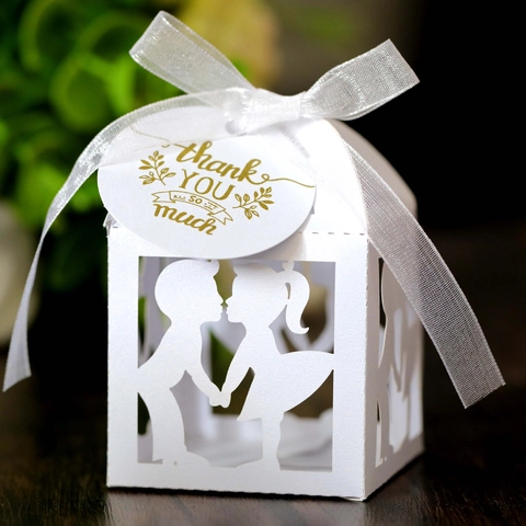 Scatola di Caramelle a Silhouette di Coppia Tagliata al Laser Con Nastro e Etichetta Thank You per Matrimonio Festa