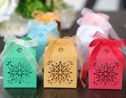 Lasergeschnittene Schneeflocke Süßigkeitenbox Mit Band Perlmutt Karton Hochzeit Party Geschenkbox Weihnachten Beutel