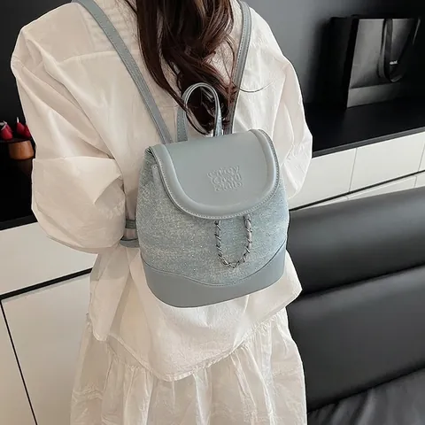 Mode Damen Mini Rucksack Casual Vielseitig Denim Patchwork Tasche Mit Kette Stickerei Schriftzug Kleiner Reise Schulrucksack