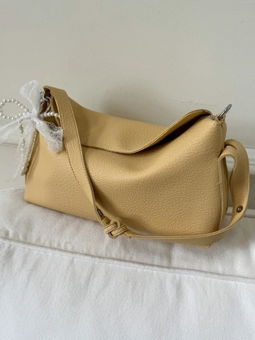 Vintage Lychee Pattern PU Leather Baguette Bag For Women Sweet Shoulder Bag With Lace Bow And Artificial Pearl Pendant