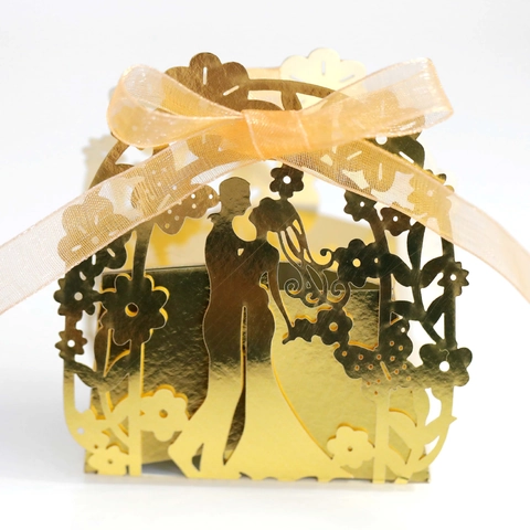 Cajas de Caramelos de Boda Europea Corte Láser Papel Perlado Caja de Regalo Con Lazo para Chocolate Recuerdos de Fiesta