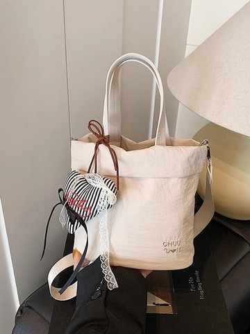 Borsa a Secchiello Casual in Tessuto Increspato Con Ciondolo a Cuore e Bordo in Pizzo Borsa a Tracolla Versatile da Donna