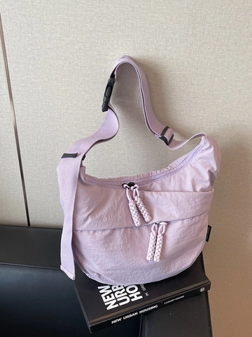 Casual Nylon Large Capacity Crossbody Bag For Women Waterproof Half Moon Dumpling Bag With Adjustable Wide Strap Woven Zipper Pull