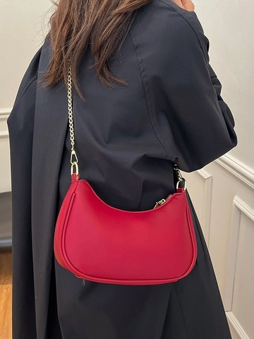 Fashion Women PU Leather Half-Moon Underarm Bag With Gold Chain Minimalist Dumpling Shoulder Bag For Daily Outfits