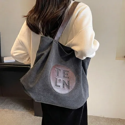 Sac Fourre-tout en Toile de Grande Capacité pour Femmes Sac à Bandoulière Urbain Rétro Avec Patch en Cuir Synthétique Sac à Main Mode