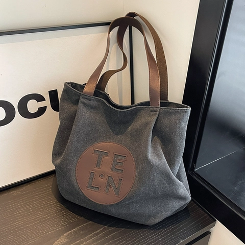 Sac Fourre-tout en Toile de Grande Capacité pour Femmes Sac à Bandoulière Urbain Rétro Avec Patch en Cuir Synthétique Sac à Main Mode