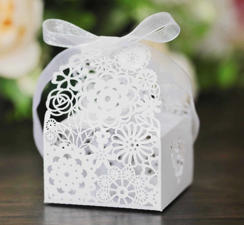 Lasergeschnitten Blumen Perlmuttpapier Süßigkeitenschachtel Mit Schleife Herz Hohl Schokolade Geschenkbox Für Hochzeit Party