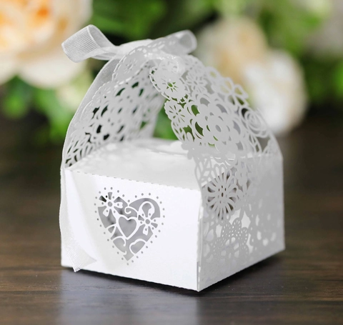 Lasergeschnitten Blumen Perlmuttpapier Süßigkeitenschachtel Mit Schleife Herz Hohl Schokolade Geschenkbox Für Hochzeit Party