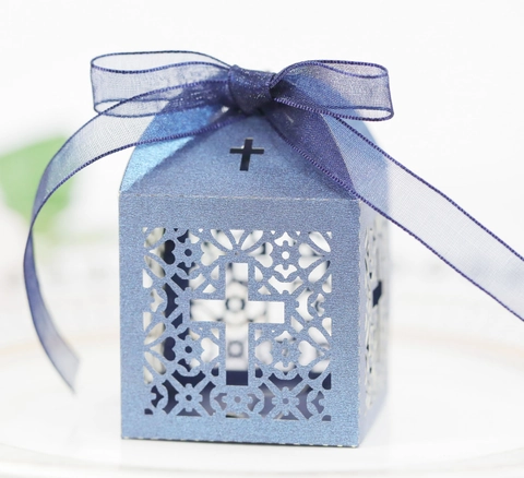 European Laser Cut Hollow Cross Candy Box With Ribbon Paper Gift Box For Wedding Baptism Communion Party Decoration