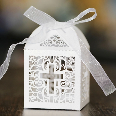 Lasergeschnitten Kreuz Zuckerdose Perlmuttpapier Hochzeit Geschenkbox Religiös Taufe Party Papierschachtel Mit Schleife