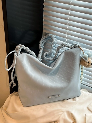 Bolso Tote de PU de Gran Capacidad para Mujer Correa Plisada Minimalista Bolso de Axila Casual Moda Bolso de Mano Con Colgante Oso