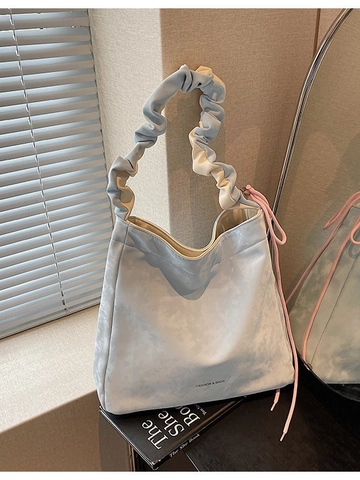 Casual Women Flannel Pleated Tote Bag Large Capacity Shoulder Crossbody Bag With Drawstring Decoration Fashion Cloud Bag