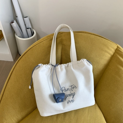Damen Canvas Tote Bag Große Kapazität Buchstaben Stickerei Kordelzug Umhängetasche Mit Lederanhänger Retro Handtasche