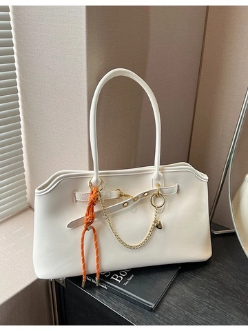 Women Retro Large Capacity PU Leather Tote Bag Casual Shoulder Handbag With Heart Pendant Metal Chain Fashion Commute Bag