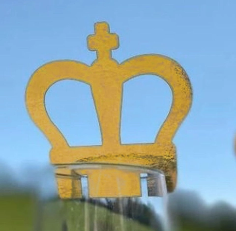Segnaposto in Carta Tagliata al Laser Corona Oro Riflettente per Tavolo da Matrimonio Festa Bicchiere Decorativo