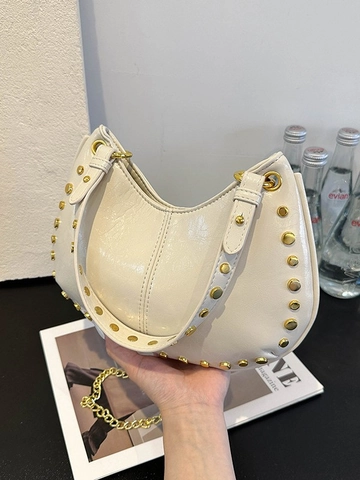 Sac à Épaule Rétro en Cuir PU à Rivets Croissant pour Femmes Style Occidental Sac Hobo Sous le Bras Avec Chaîne Mode